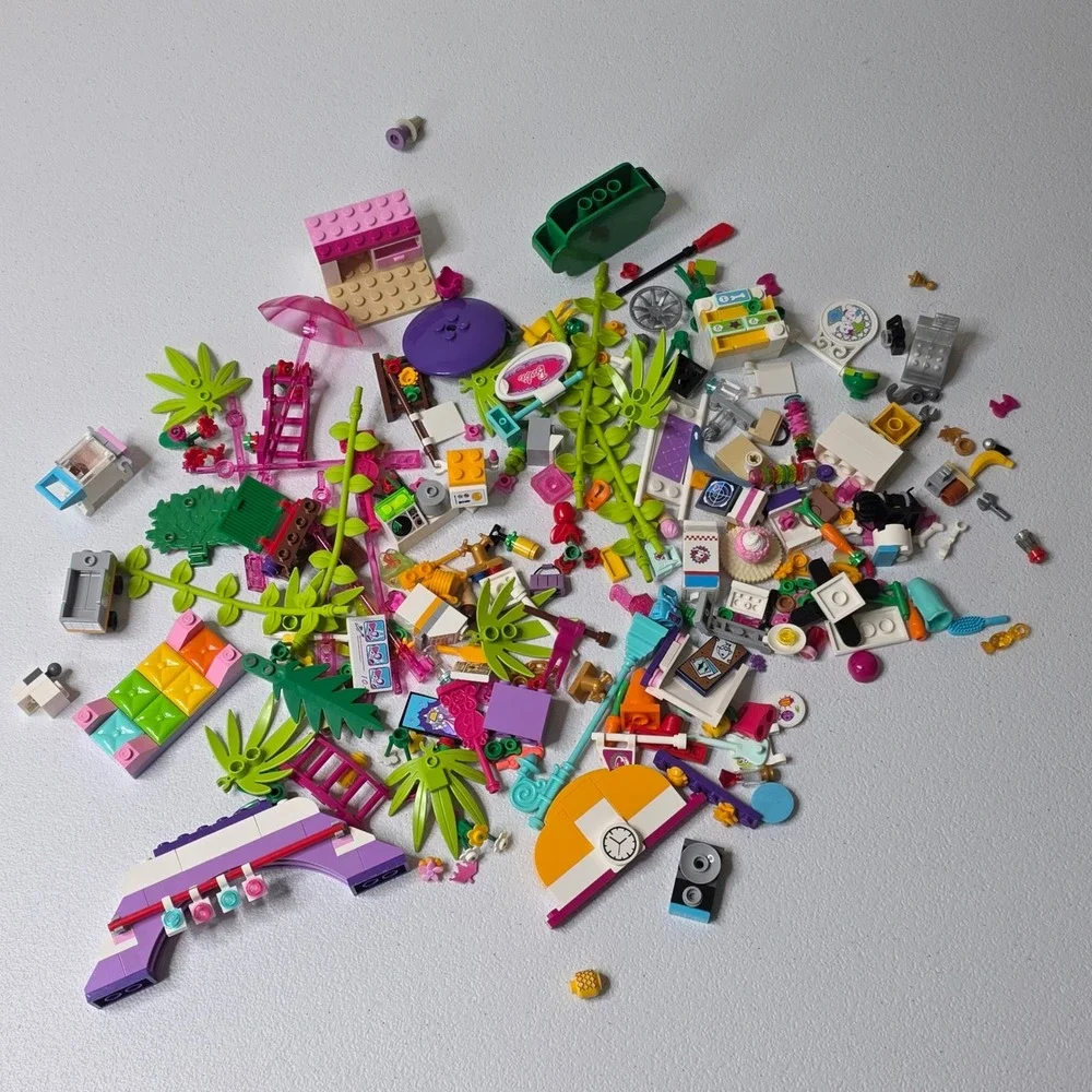 Mega Bloks Barbie Building Blocks Replacement Pieces Accessories 10.8oz